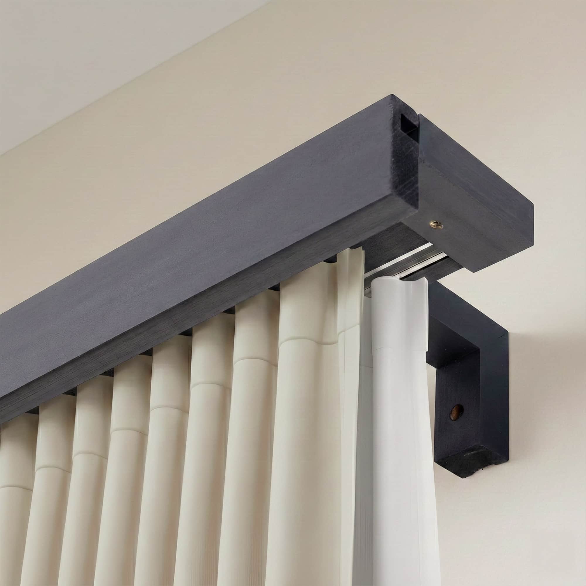 Garníža na záclonu a záves Travetto dvojitá s maskou z dreva Gri_antracit