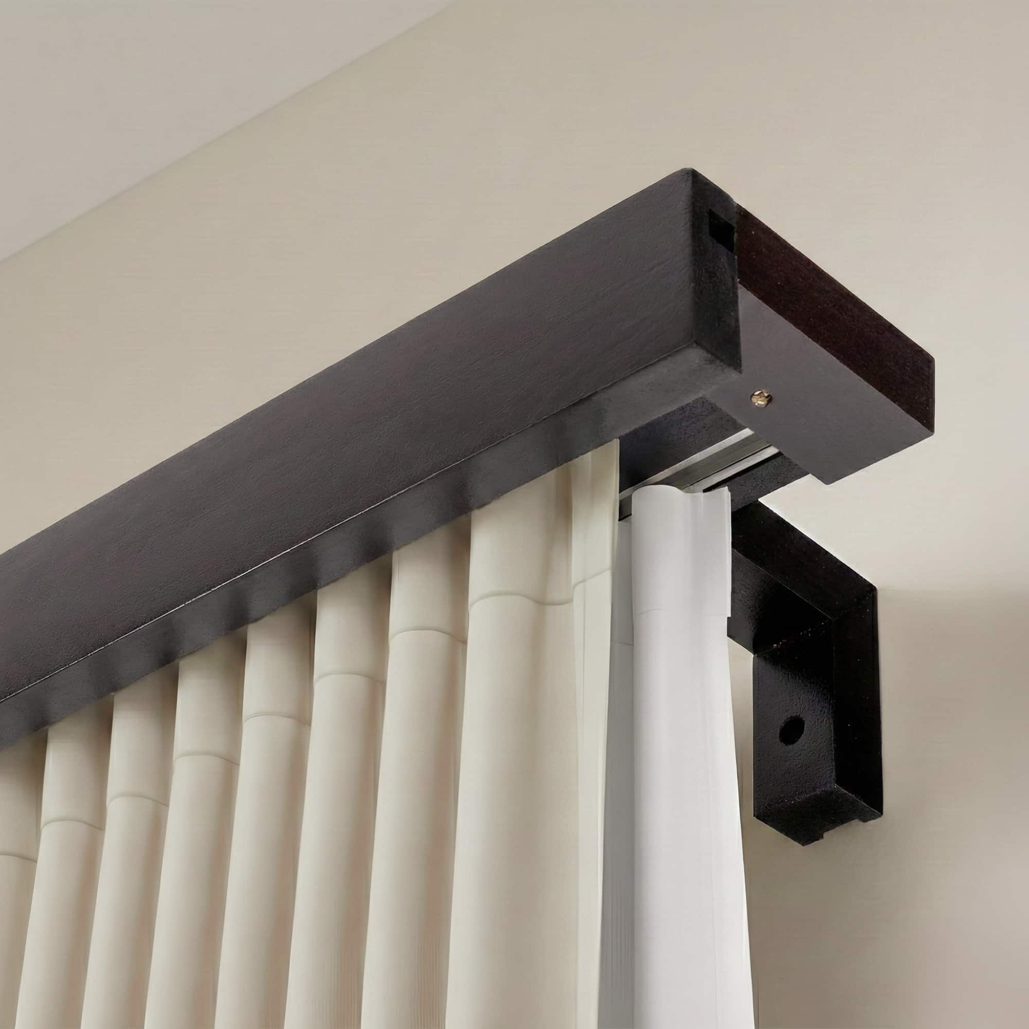 Garníža na záclonu a záves Travetto dvojitá s maskou z dreva Wenge