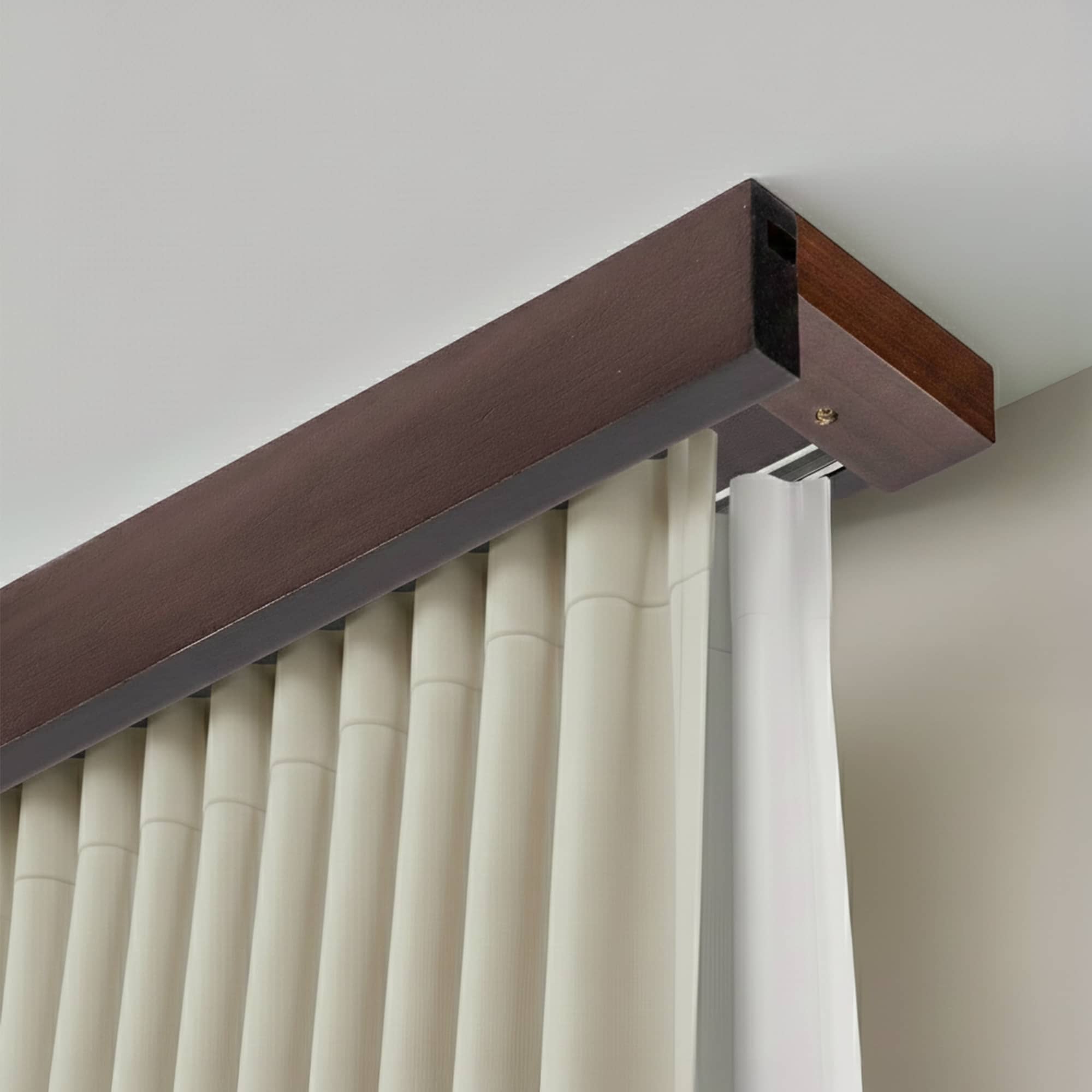 Garníža na záclonu a záves Travetto dvojitá s maskou z dreva Orech