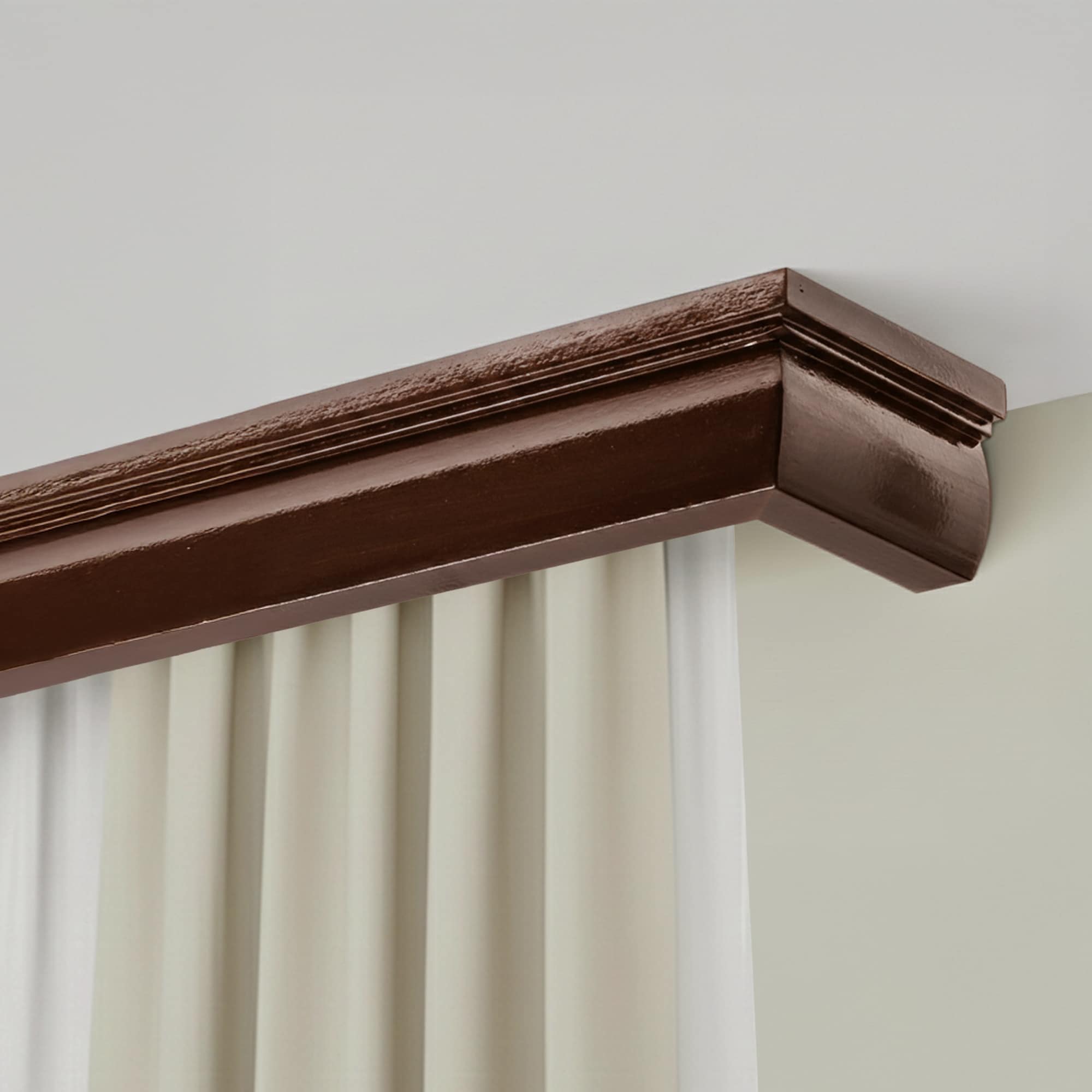 Garníža na záclonu a záves s maskou Firenze z dreva Orech