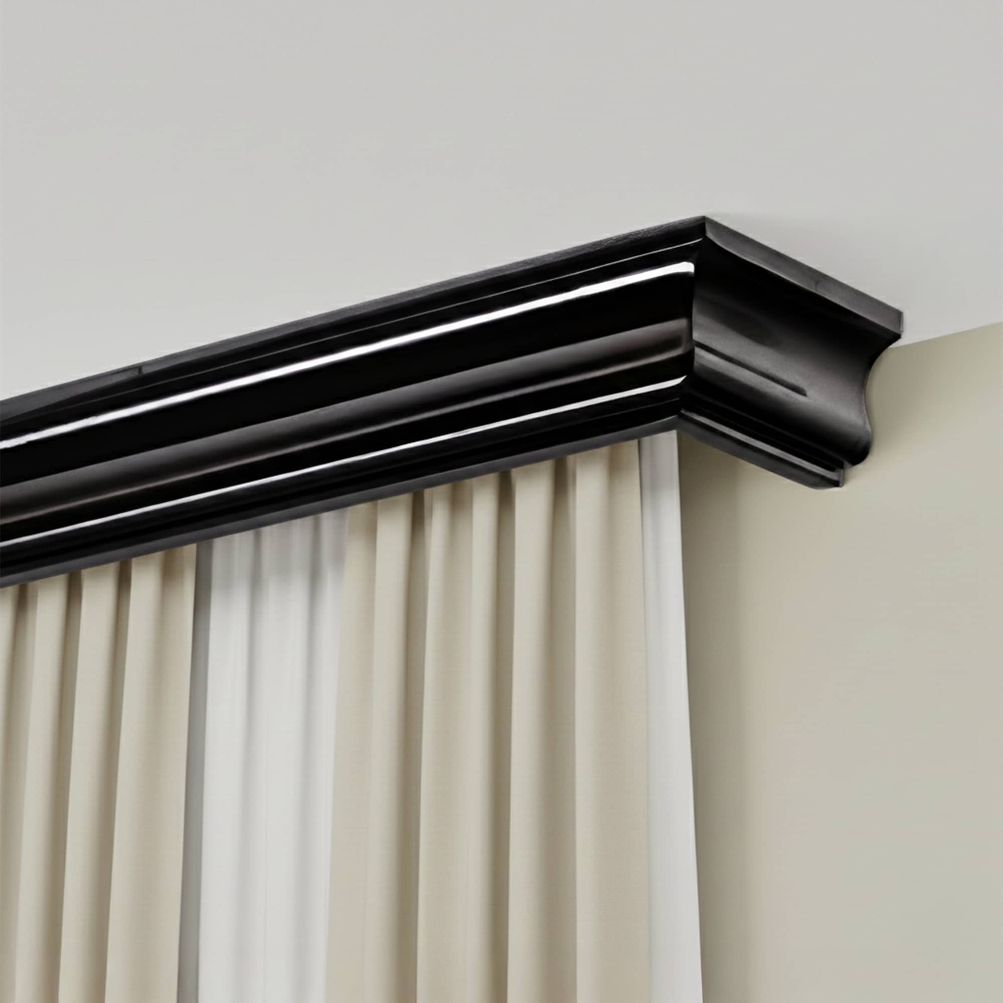 Garníža na záclonu a záves s maskou Athena z dreva Čierna