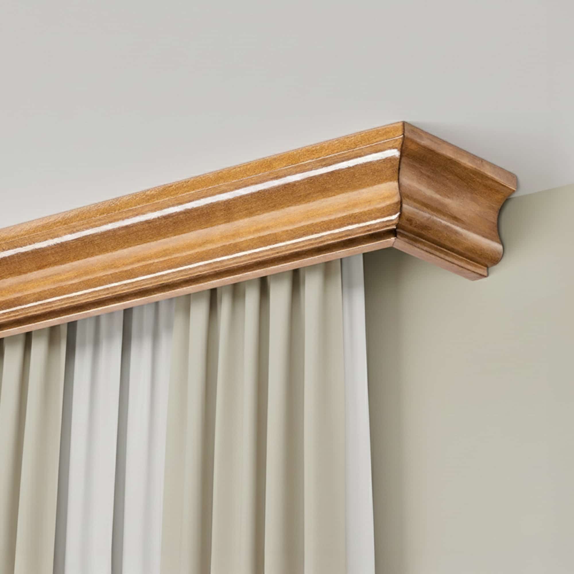 Garníža na záclonu a záves s maskou Athena z dreva Dub