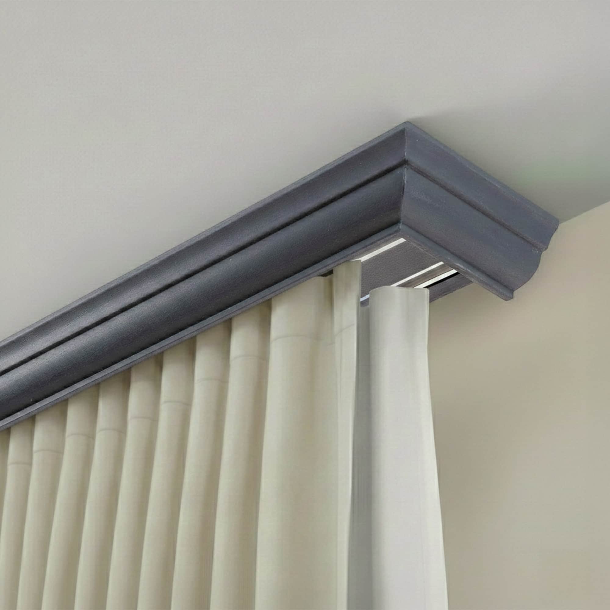 Garníža na záclonu a záves s maskou Filip z dreva Gri_antracit